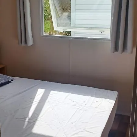Sejour Normandie, Mobilhome 5p Tv Belle Terrasse Couverte Wifi Climatisation Au Calme Proche Riviere Camping