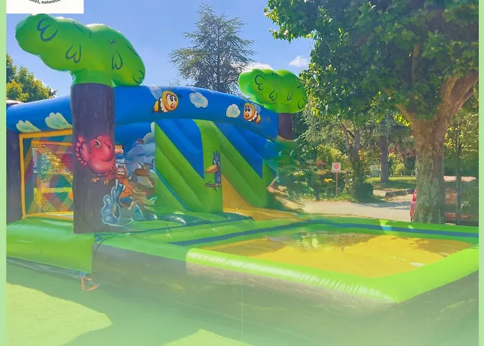 Sejour Normandie, Mobilhome 5p Tv Belle Terrasse Couverte Wifi Climatisation Au Calme Proche Riviere * Ivry-la-Bataille